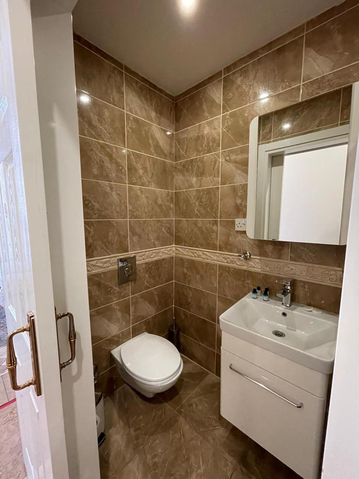 Lord'S Residence Boutique Hotel Kyrenia  Bagian luar foto