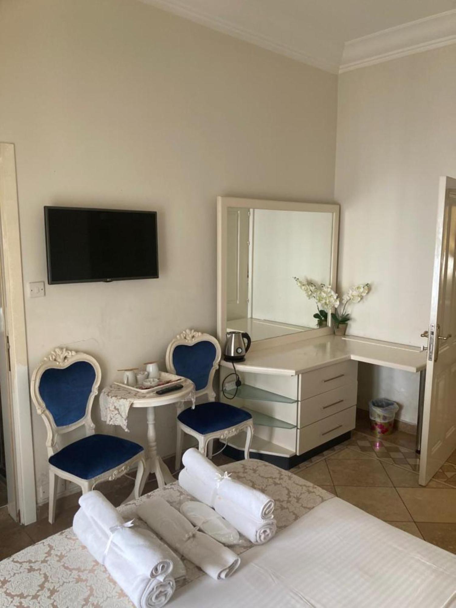 Lord'S Residence Boutique Hotel Kyrenia  Bagian luar foto